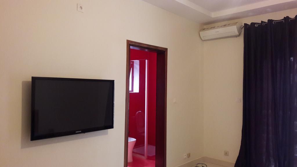 Residence Cheikh Fall Dakar Ngoại thất bức ảnh